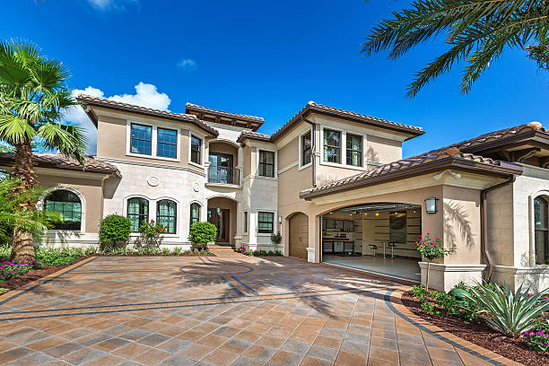 Best Interlocking Driveway Pavers  in Cleveland, FL